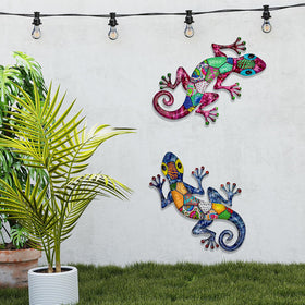 SUNREEK gecko wall art with realistic paws enhances entryways