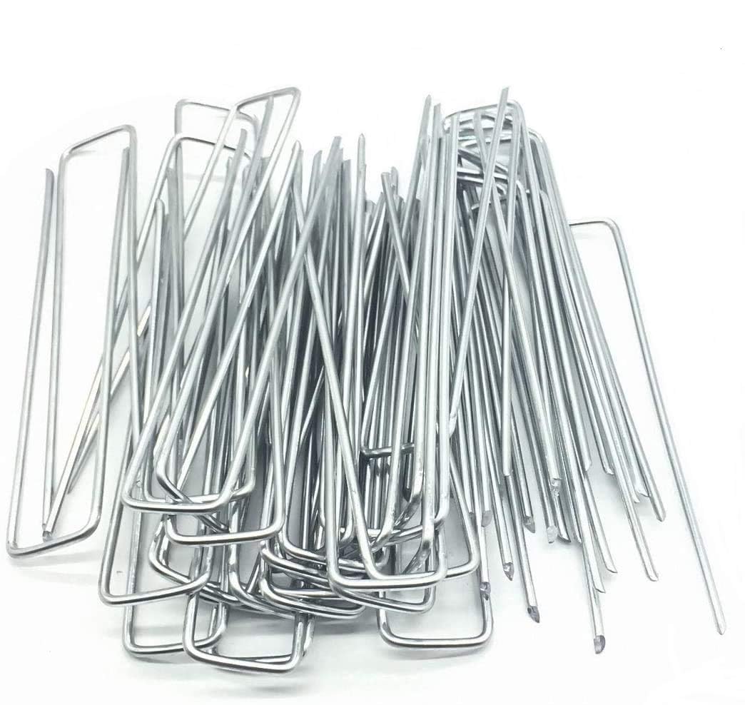 SuperMMarK bulk-pack garden stakes simplify large-area landscaping projects