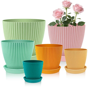 SupKing green 7.5-inch pot with drainage tray for bright balcony plant displays