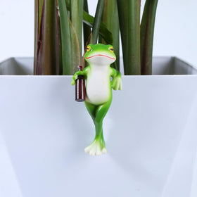 Suqorinp compact frog giftable statue brightens planters and shelves