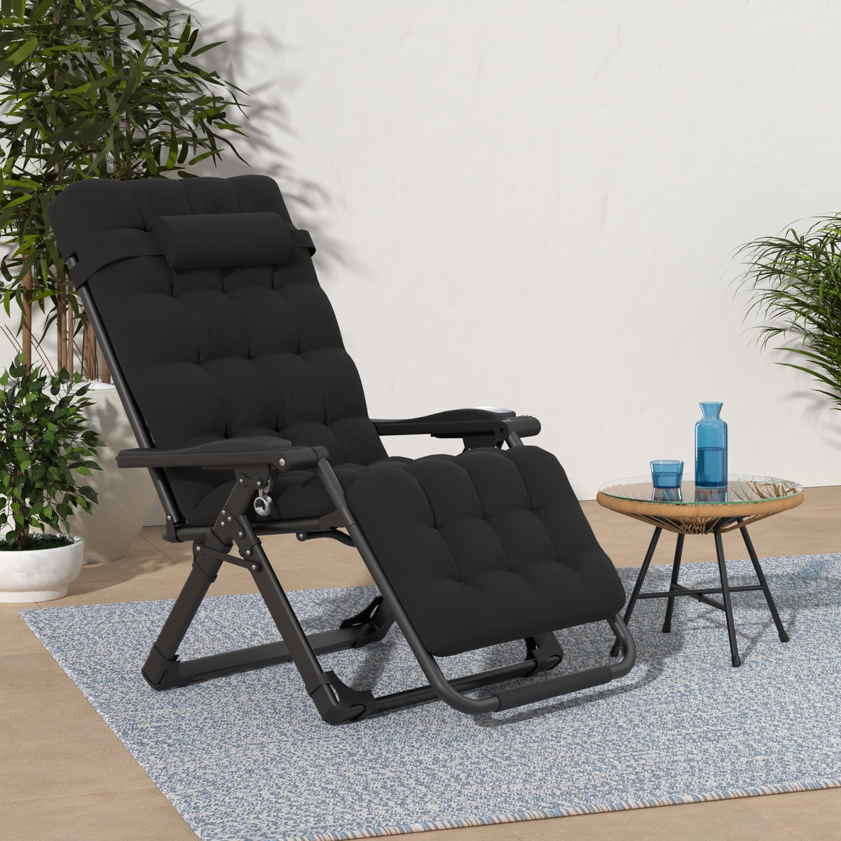 Suteck Zero Gravity Chair fully reclined outdoors for premium comfort