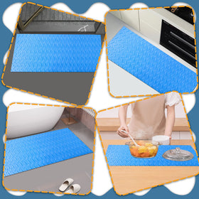 Svepndic pool ladder mat offers durable rubber protection at entry points