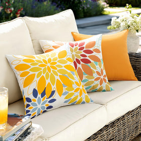 SWANCOCO 18x18 waterproof cover protects garden benches from rain and sun.
