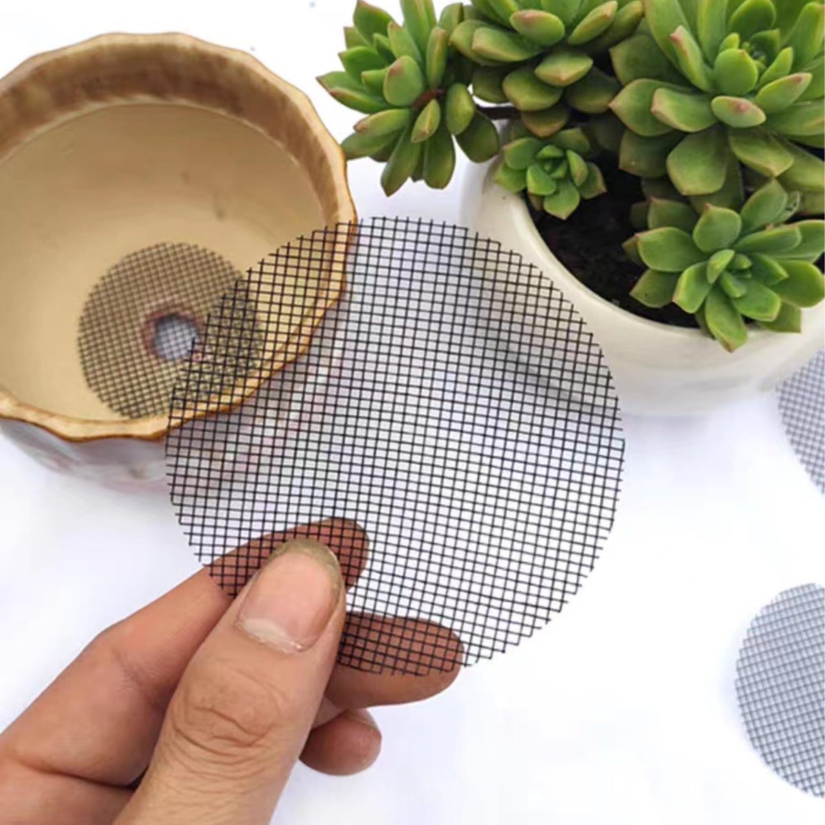 Sylken glass fiber pad detail highlights durable, tear-resistant design.