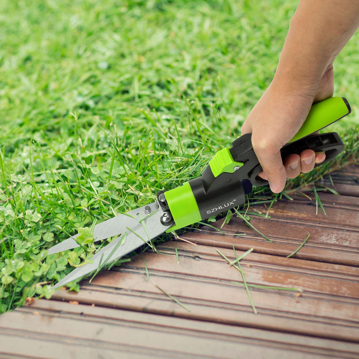 SZHLUX Fully hardened blades stay sharp through heavy trimming.