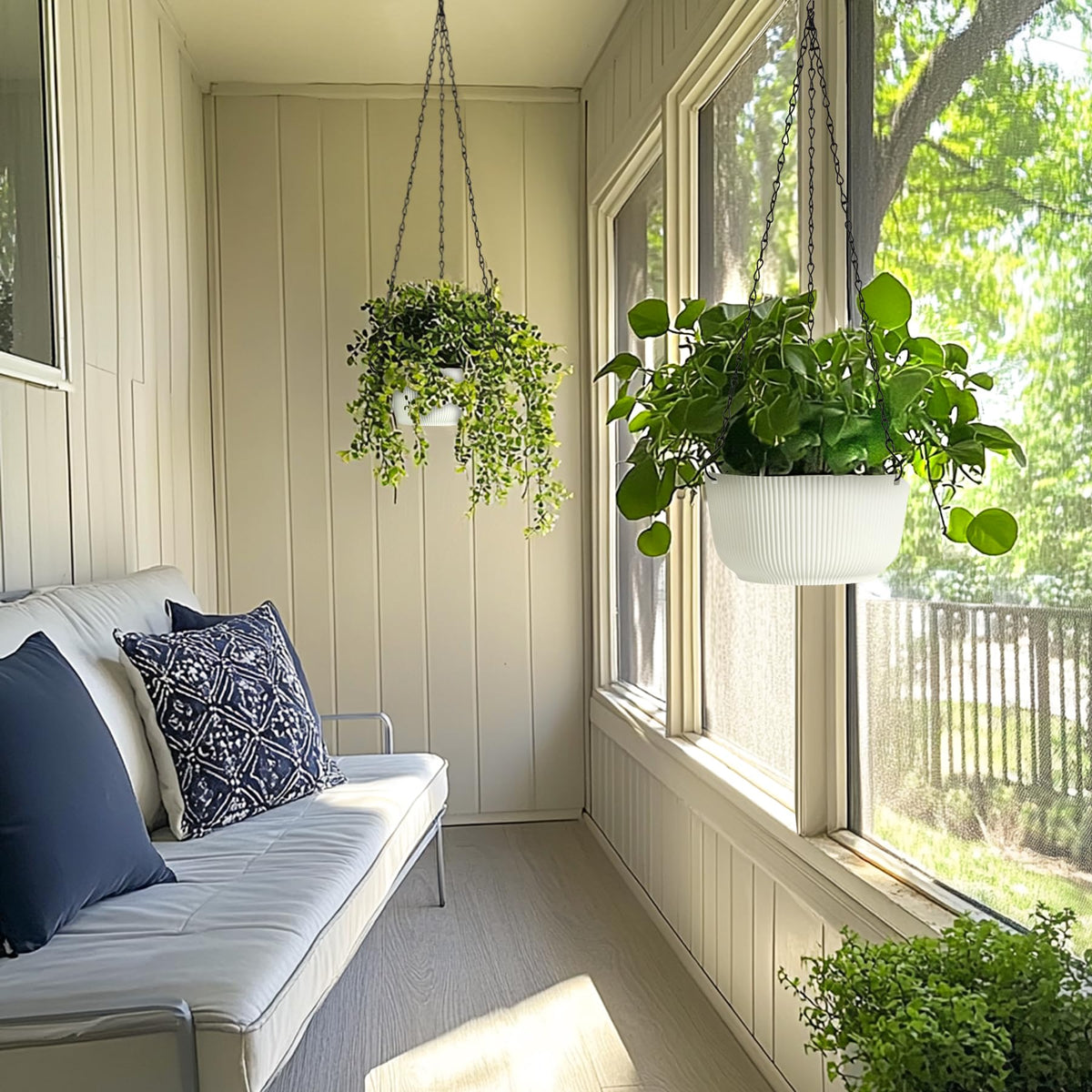 T4U pair of planters on balcony decor ideas
