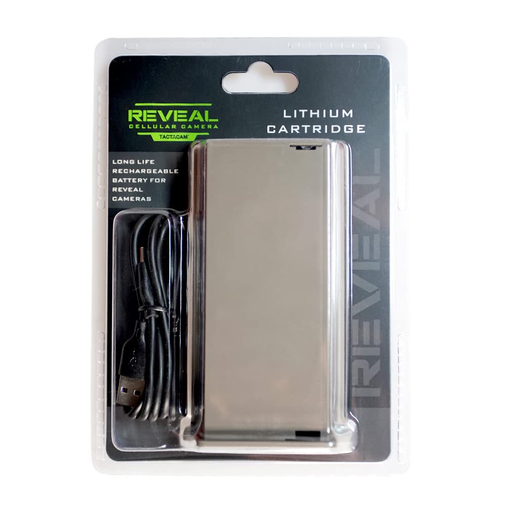 TACTACAM Reveal solar panel bundle setup demonstrates simple tool-free installation.