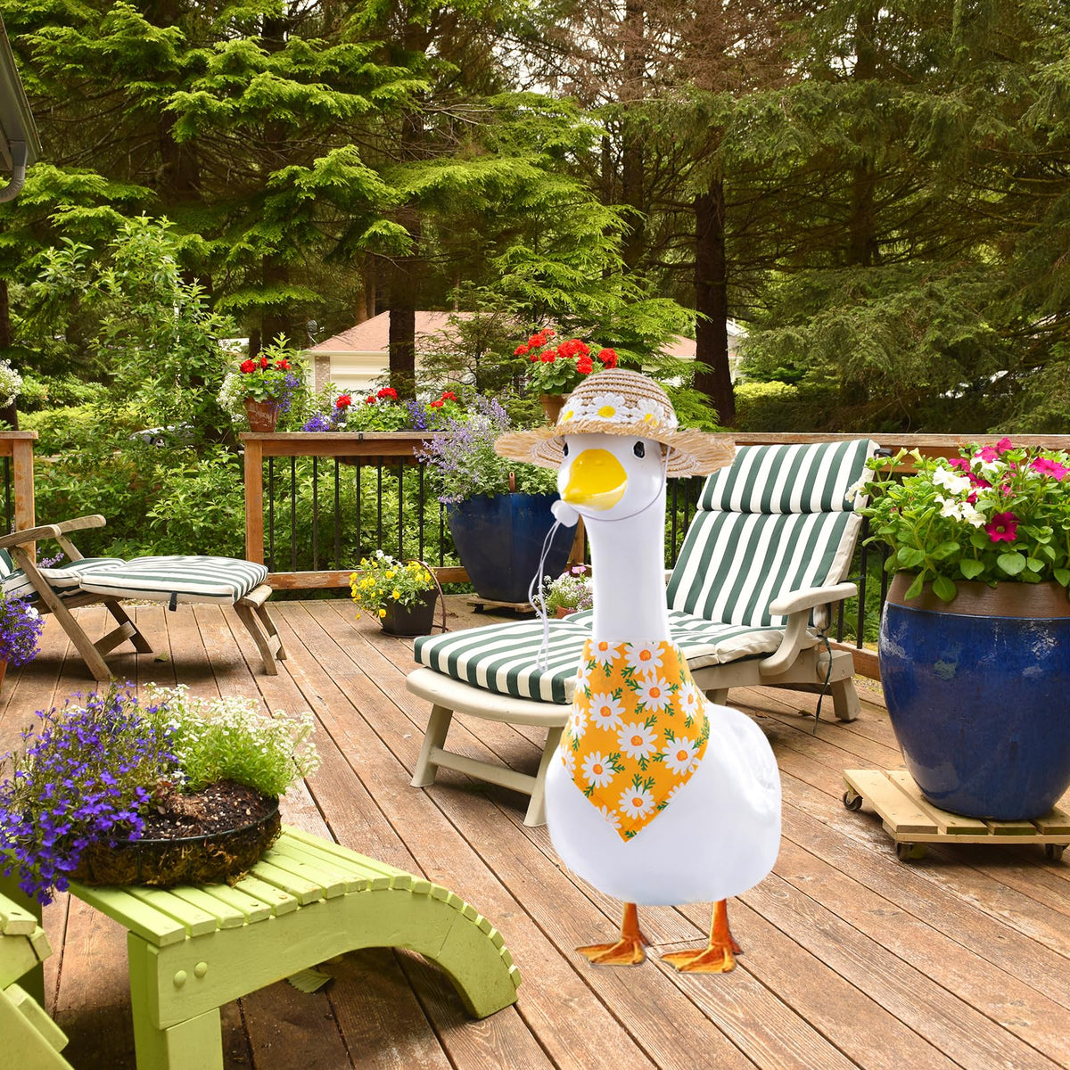 Takealooko Goose statue 23inch accommodates standard cement or plastic figures.