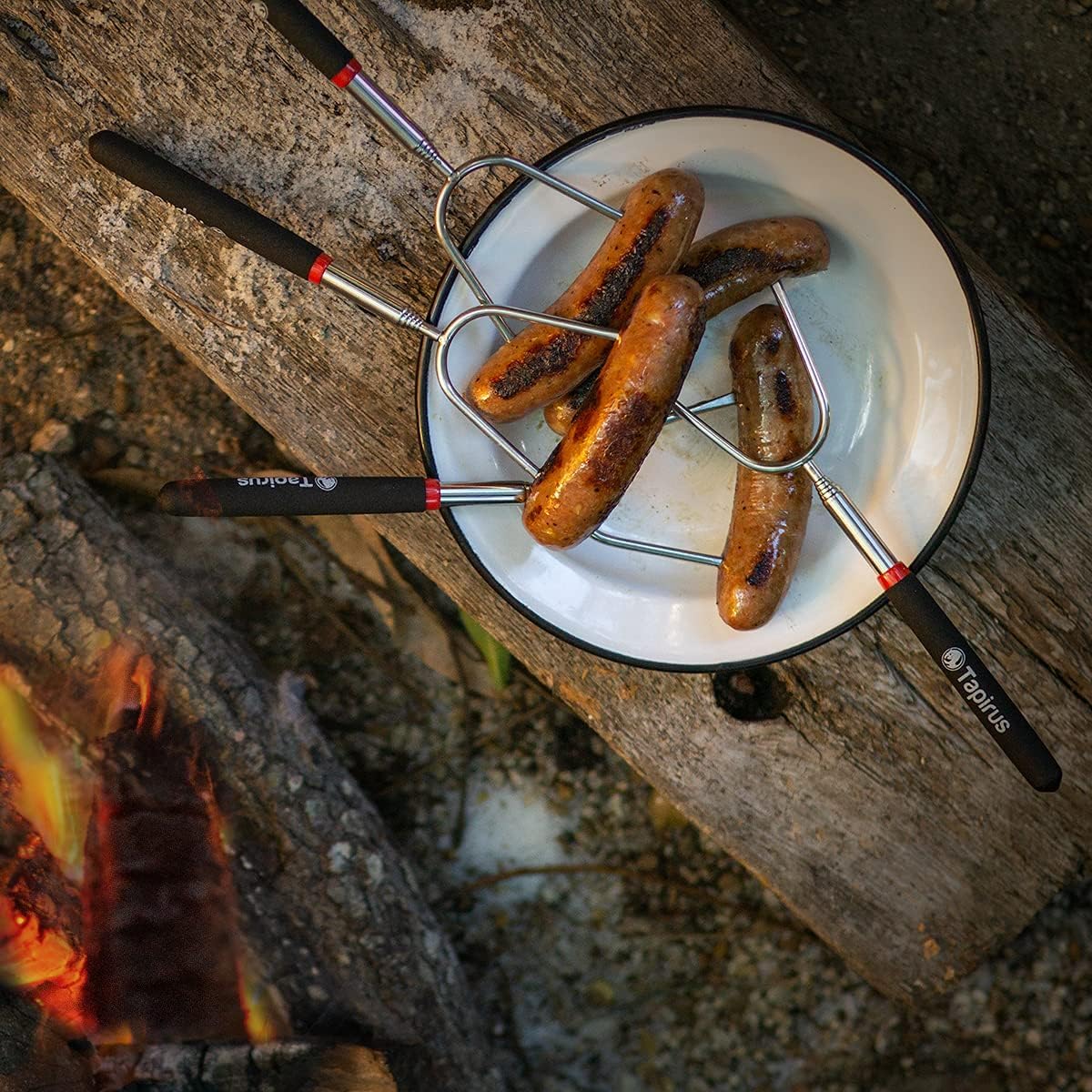 Tapirus carrying bag for four roasting sticks enables easy transport.