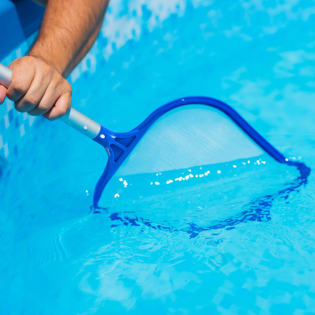 Tavaleu Pool Skimmer versatile for pools, spas, fountains, and tanks