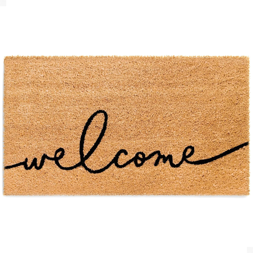 The Theodore Magnus door mat with natural coir at the entrance traps dirt.
