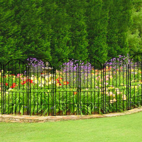 Thrivinest ten-panel layout delivers flexible, uninterrupted garden edging along pathways.