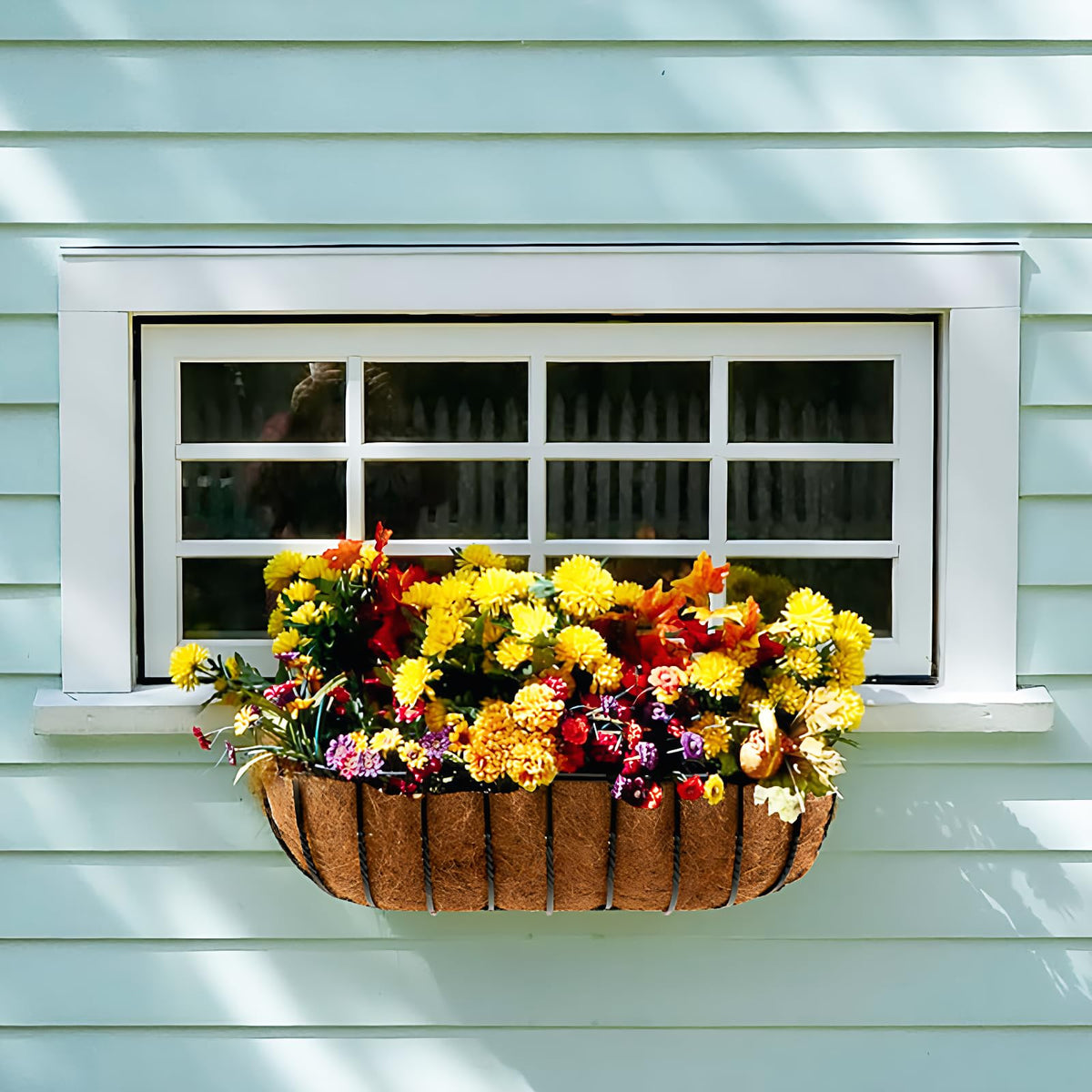 Durable 36-inch liner keeps shape in seasonal outdoor use