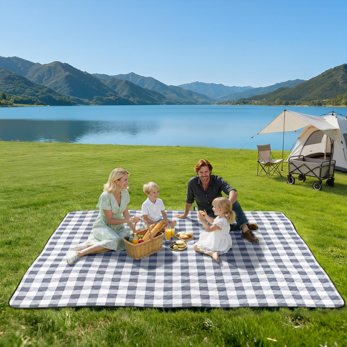 TigeJoy picnic blanket laid-out-80x80 shows expansive outdoor coverage.