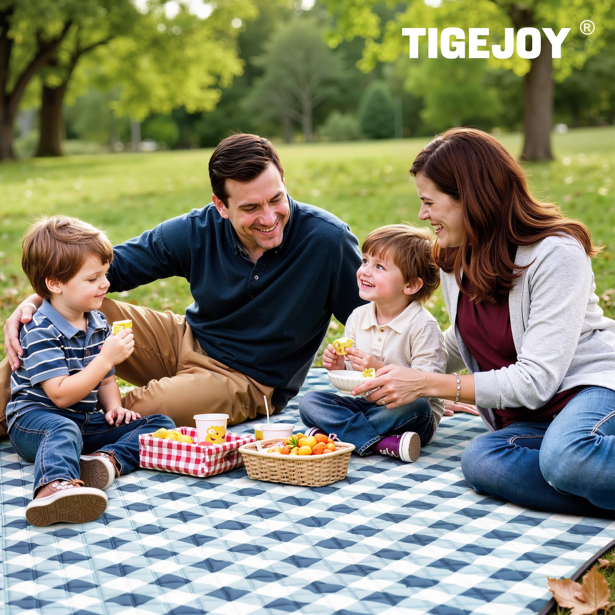 TigeJoy machine-washable picnic blanket for simple cleanup