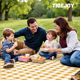 TigeJoy close-up shows thick padding for comfort on hard ground