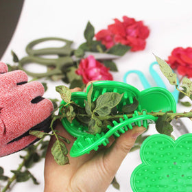 TIHOOD garden glove protecting fingers during pruning and handling