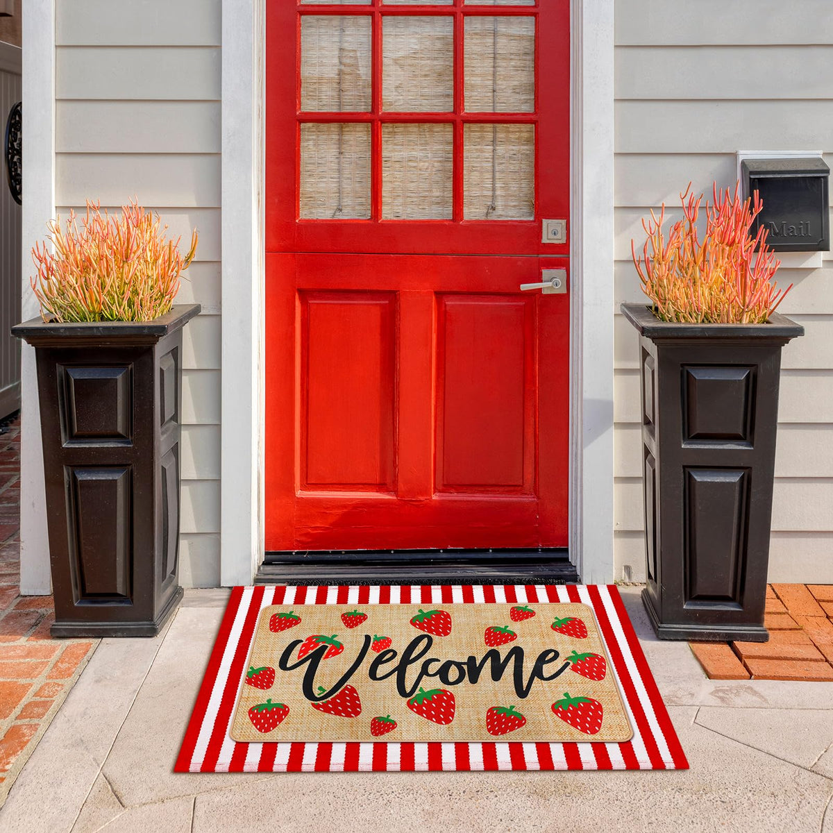 Tinideya porch mat duo brings seasonal cheer to entrances.