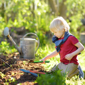 TINSKY tools support digging, weeding, and transplanting in pots and beds.