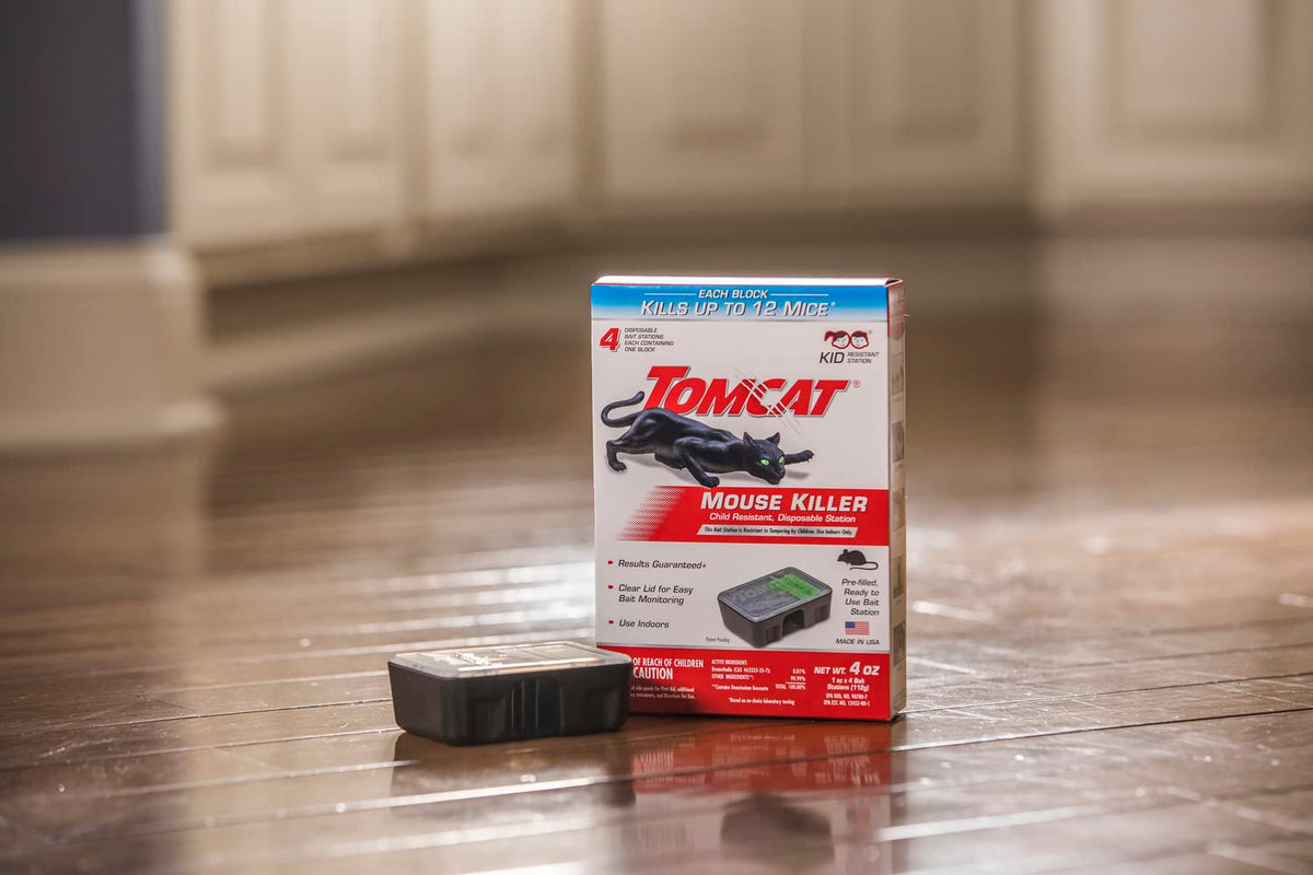 Tomcat Mouse Killer tamper-resistant design, helps prevent tampering.