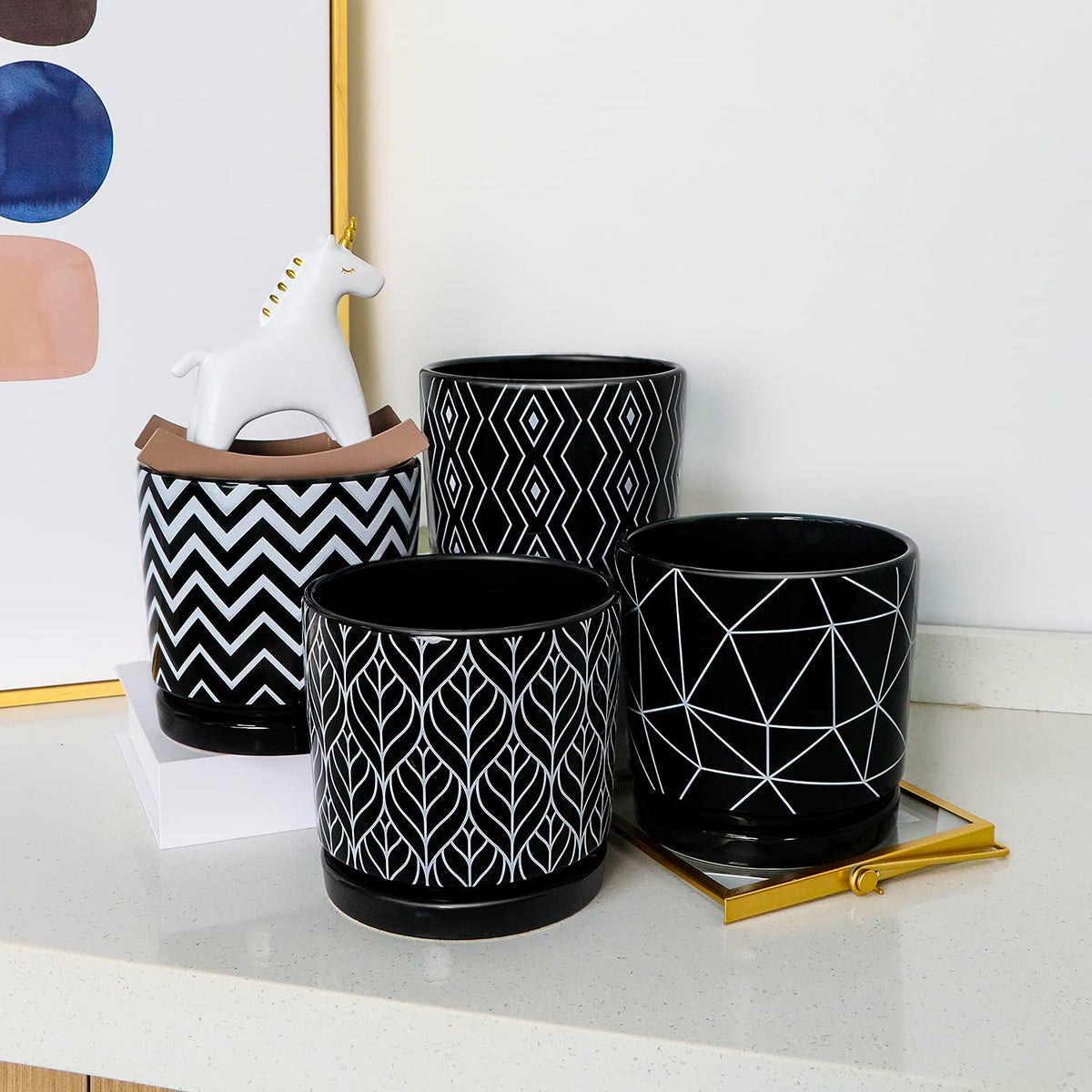 Ton Sin indoor-outdoor ceramic pot designed for flexible placement in living spaces.