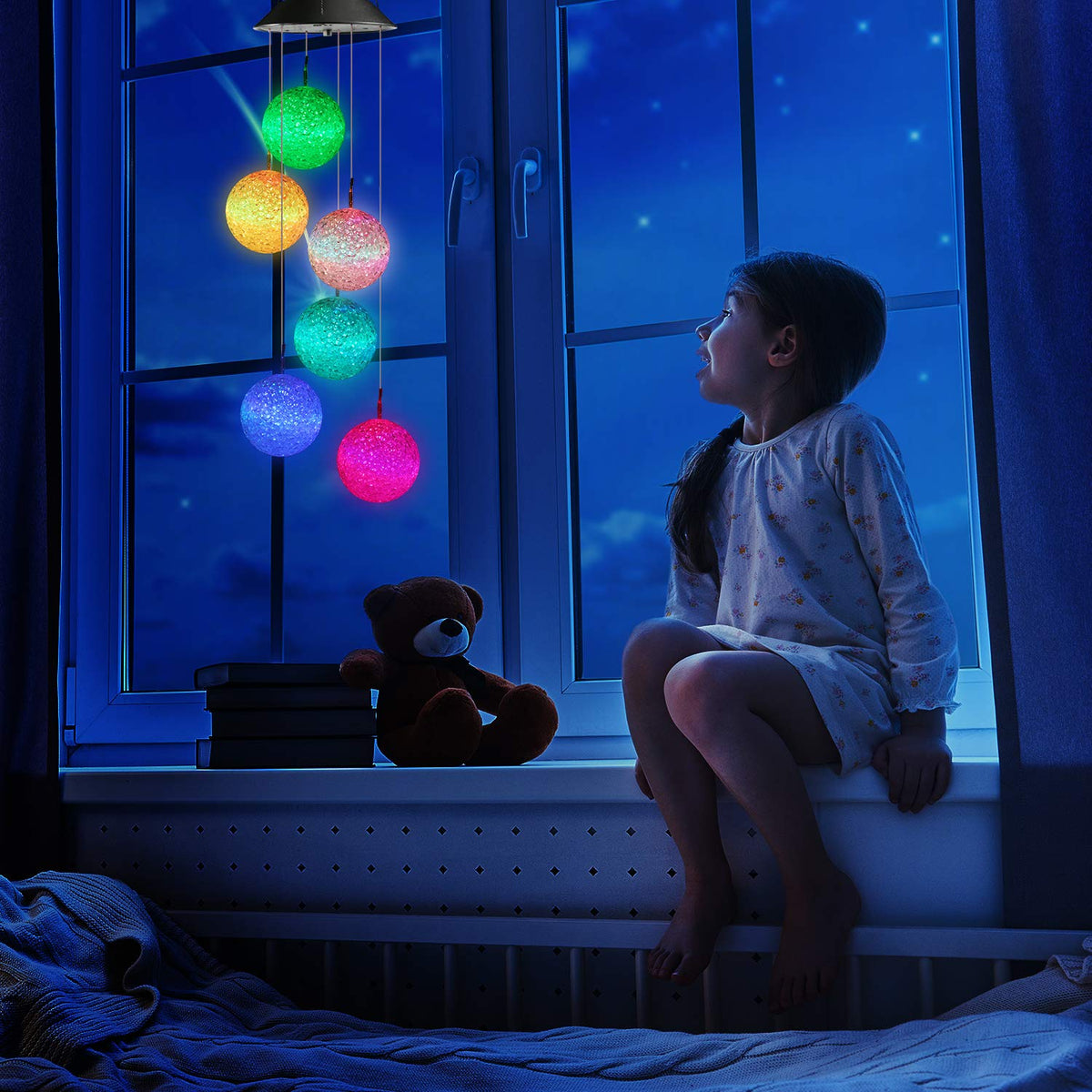 Toodour solar panel charges easily for extended nighttime illumination