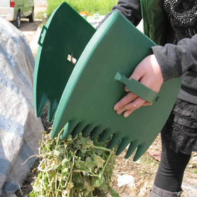Tookie Leaves Grabber boosts cleanup efficiency with larger pickups