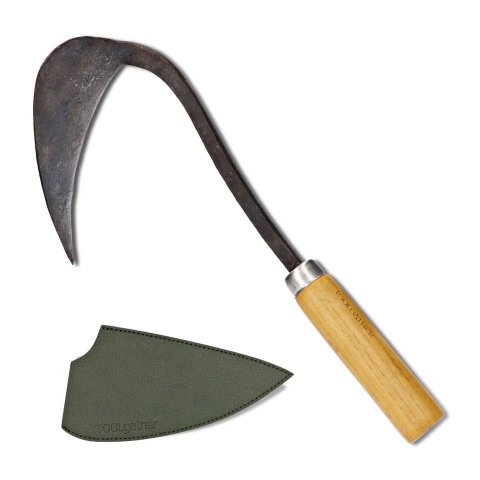 Toolgather Homi hand hoe front view with compact head for precise weeding