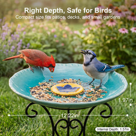 Topadorn raised flower center provides a stable perch for resting birds.