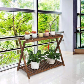 Solid pine wood construction of the Tovacu plant stand