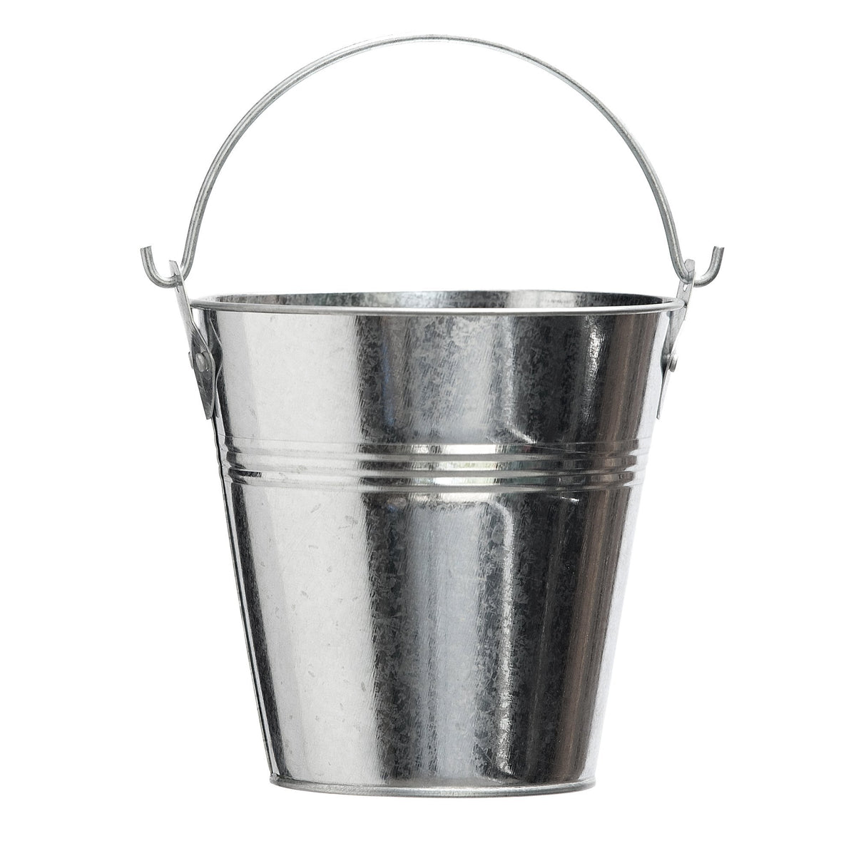 Traeger HDW152 grease bucket in durable-steel finish catching drips during grilling.