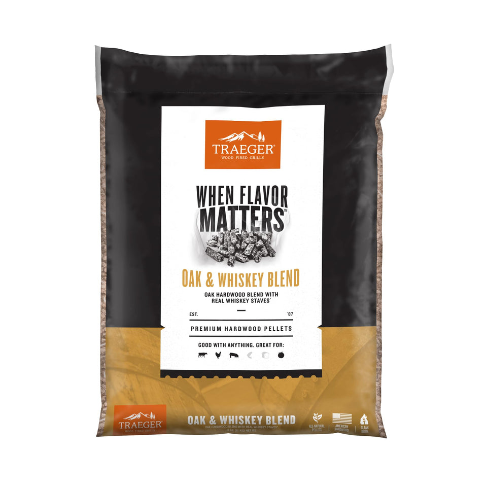 Traeger Oak & Whiskey Blend pellets bag front showing packaging for rich flavor.