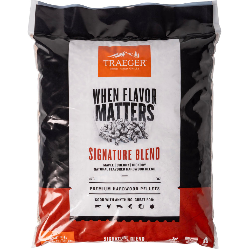 Traeger Signature Blend pellets bag front view for versatile grilling