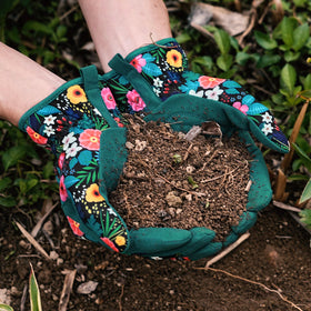 Trifabricy multi-purpose gloves suitable for pruning, planting, weeding and more.