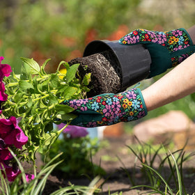 Trifabricy Garden Gloves for Women durable stitching for lasting wear.