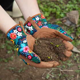 Trifabricy Garden Gloves for Women thorn-protection during pruning tasks