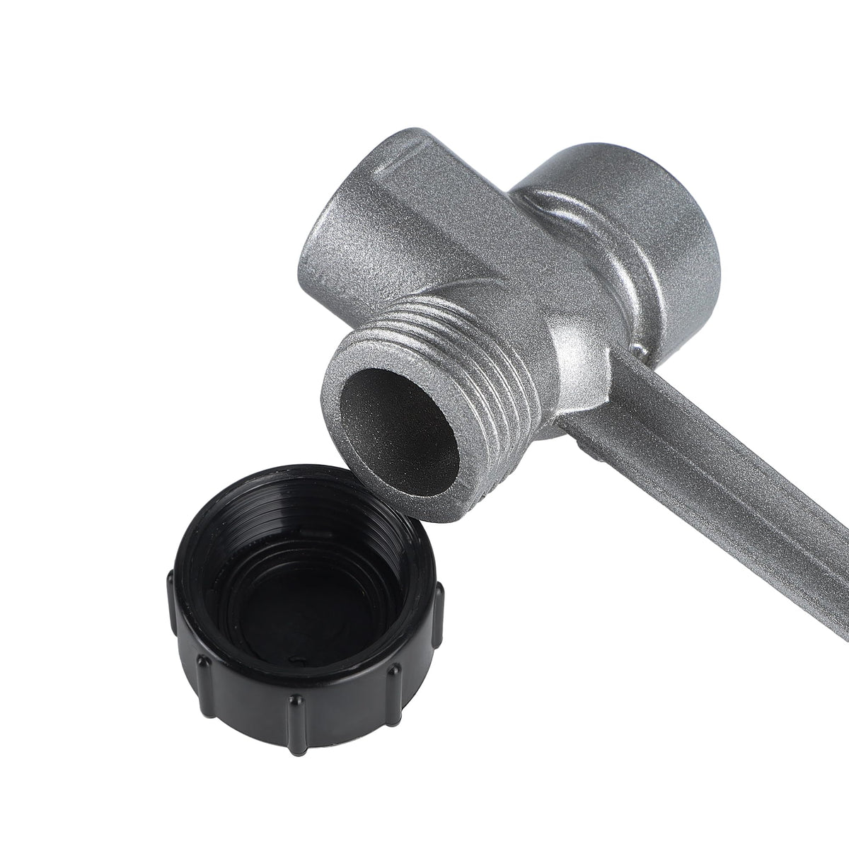 Triumpeek standard 3/4 inch threads fit most hoses and fittings.