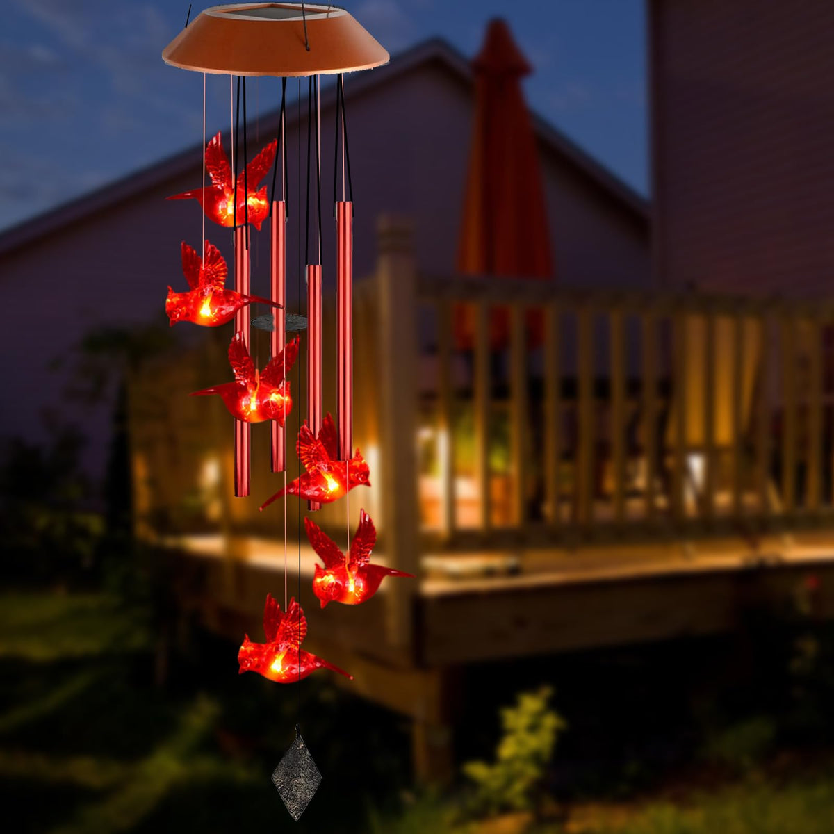 TSIPEKLO Cardinal wind chimes offer flexible indoor/outdoor display and gentle sound.