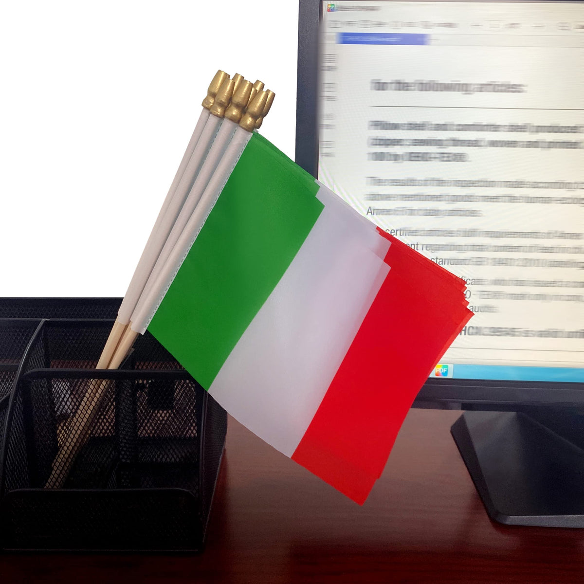 TSMD Italy flag for desks and planters, flexible home or classroom use.