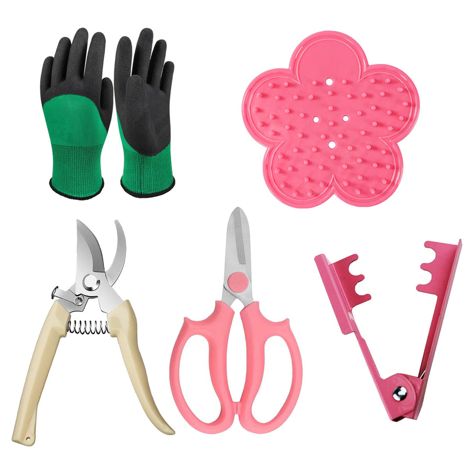T TOVIA floral clippers for precise pruning in bouquets.