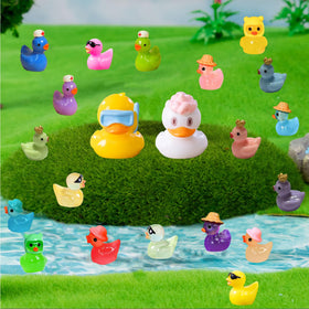 U-Zimikee glitter duck adds sparkle to mini scenes and gifts