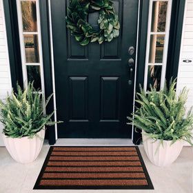 UBDYO water-resistant design protects the doorstep in wet weather