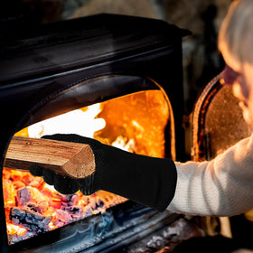 UBeesize gloves offer up to 1472°F heat resistance for high-heat cooking tasks.