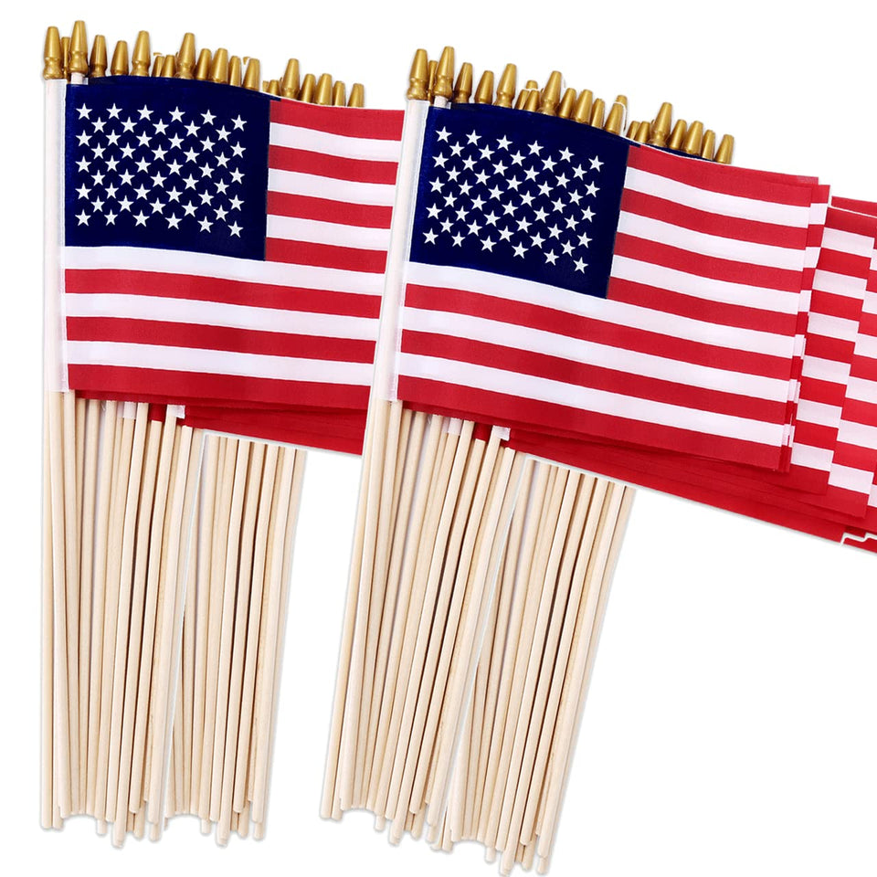 Uelfaby 100-pack American flags on sticks, 4x6, ideal for parades and outdoor decor.