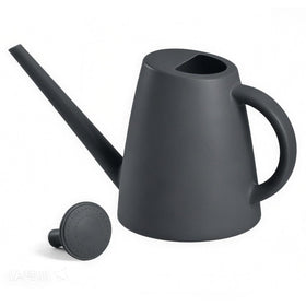 UFANME plant watering can with half-gallon capacity and precise pour