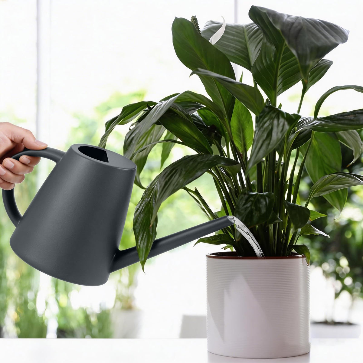 UFANME watering can suitable for indoor and outdoor use