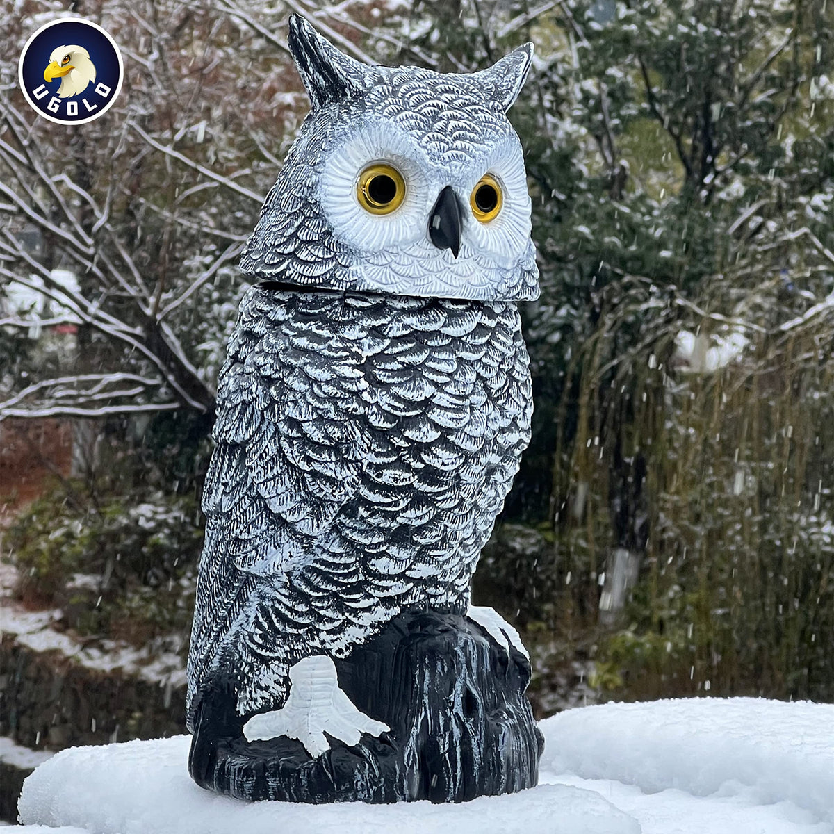 Ugold Snow Owl head-rotation adds lifelike motion to garden displays