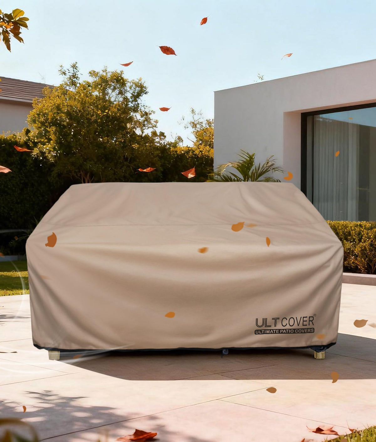 ULTCOVER 600D canvas with waterproof backing protecting furniture from rain and droppings.