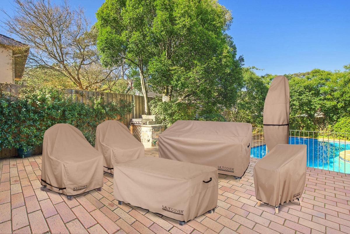 ULTCOVER two-side air vents help prevent moisture buildup under the cover