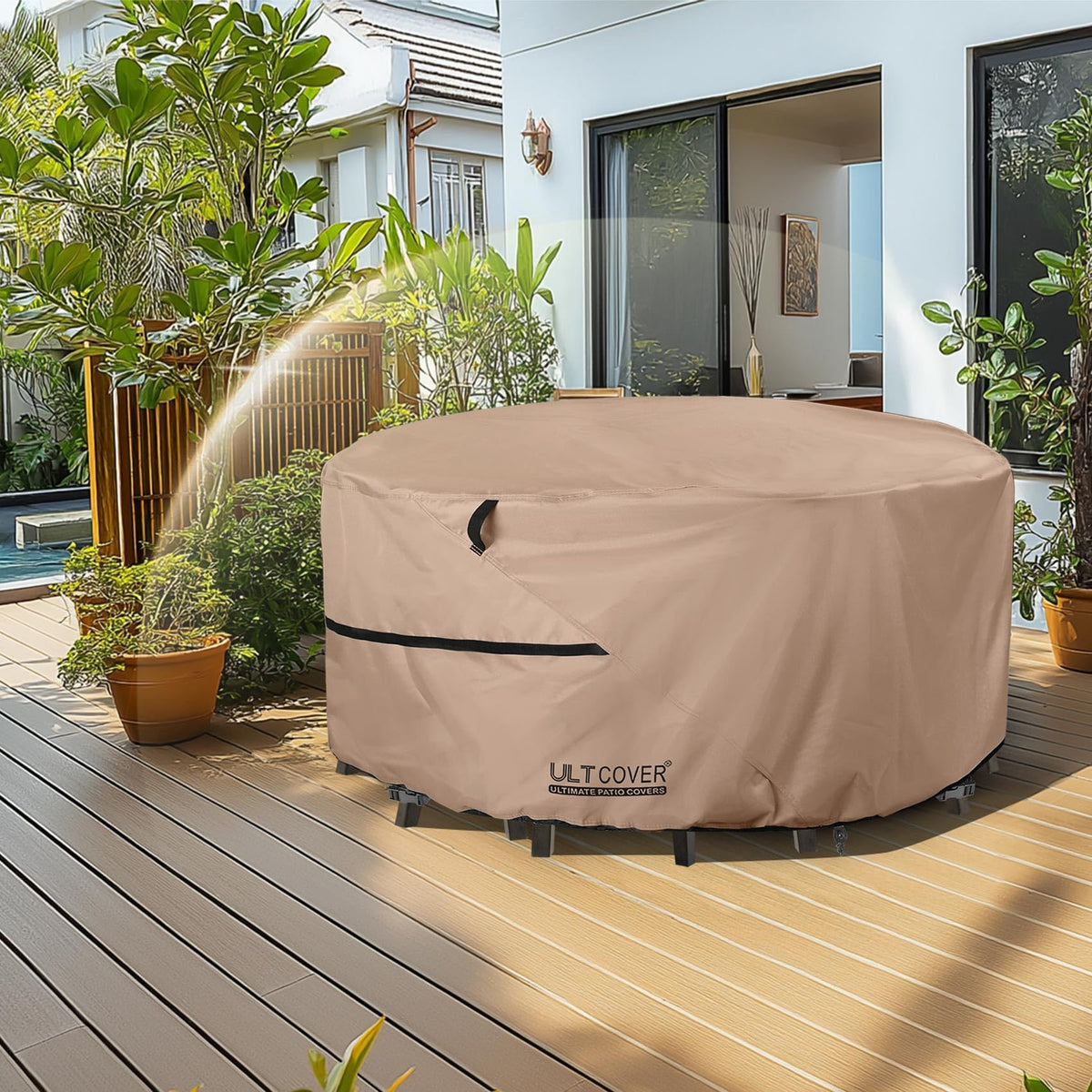ULTCOVER protects against rain, snow, dust, and bird droppings for round sets.